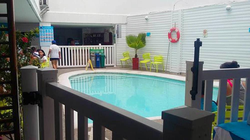 On Vacation Coral Flower San Andres  Exterior photo